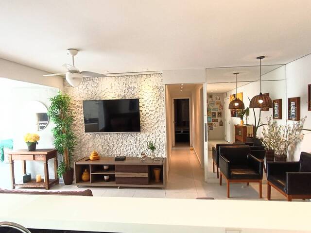 #526 - Apartamento para Venda em Guarujá - SP